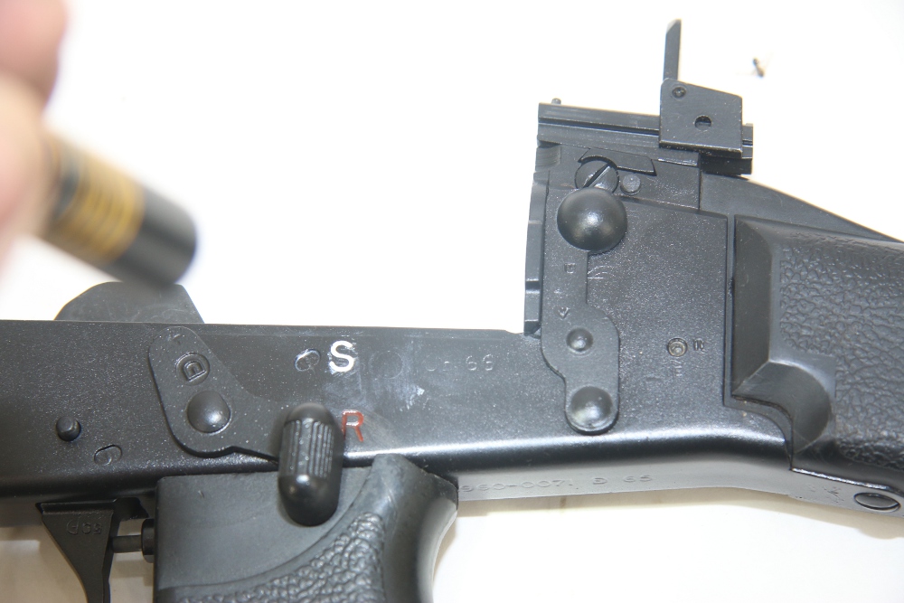 L1A1, lower group - Image 2